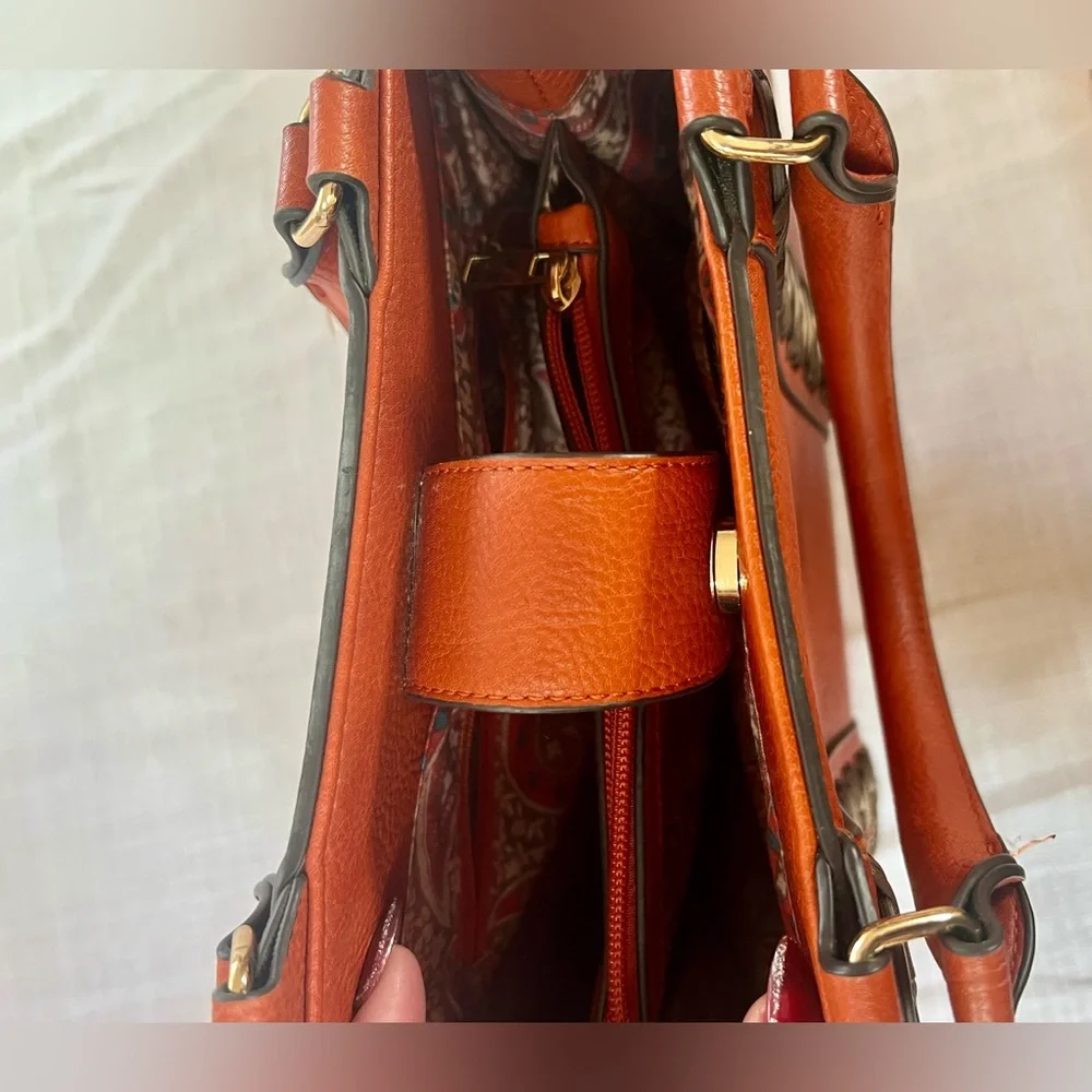 Cato Orange Tote with Gold Detailing - Picture 6 of 11
